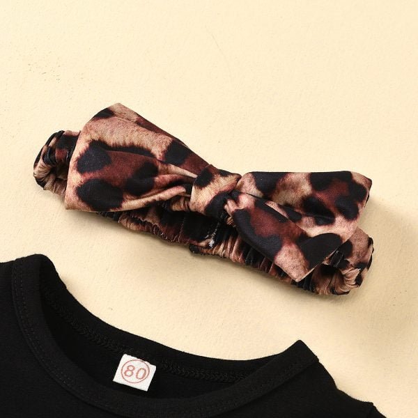 Liuliukd| Girl Black Shirt+ Leopard Print Shorts, Details